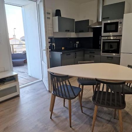 Superbe Appartement Renove A Neuf Centre Bourg Brem-Sur-Mer Eksteriør billede